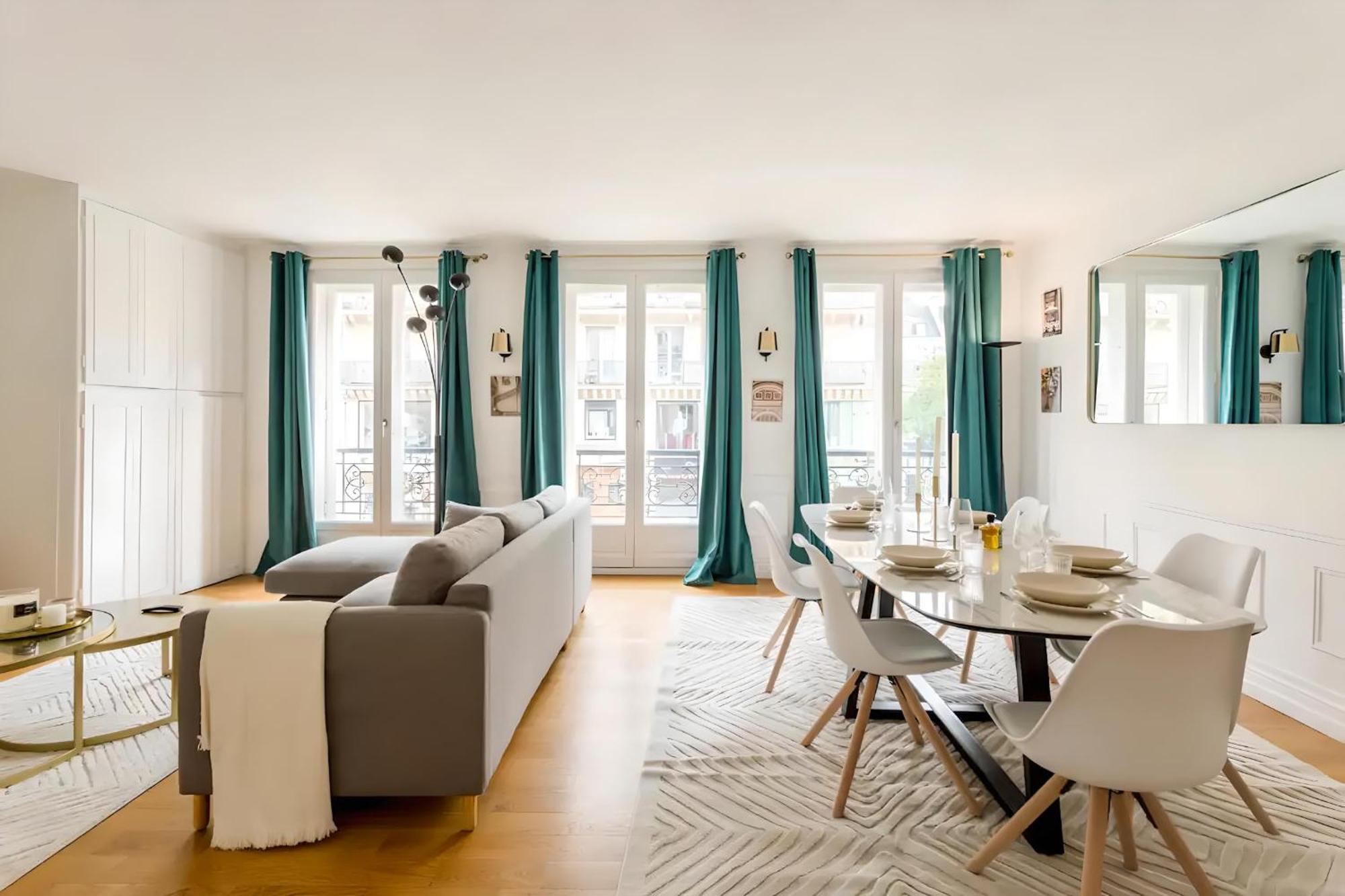 8P - 3Br Le Marais Spacious - Central - Historic Apt Париж Экстерьер фото