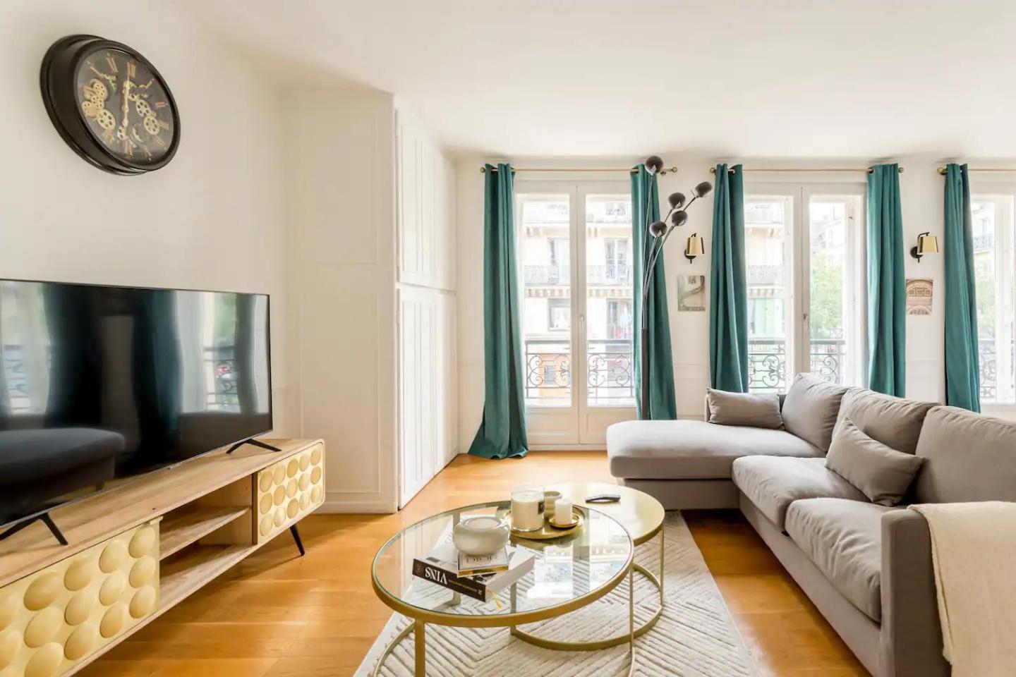 8P - 3Br Le Marais Spacious - Central - Historic Apt Париж Экстерьер фото